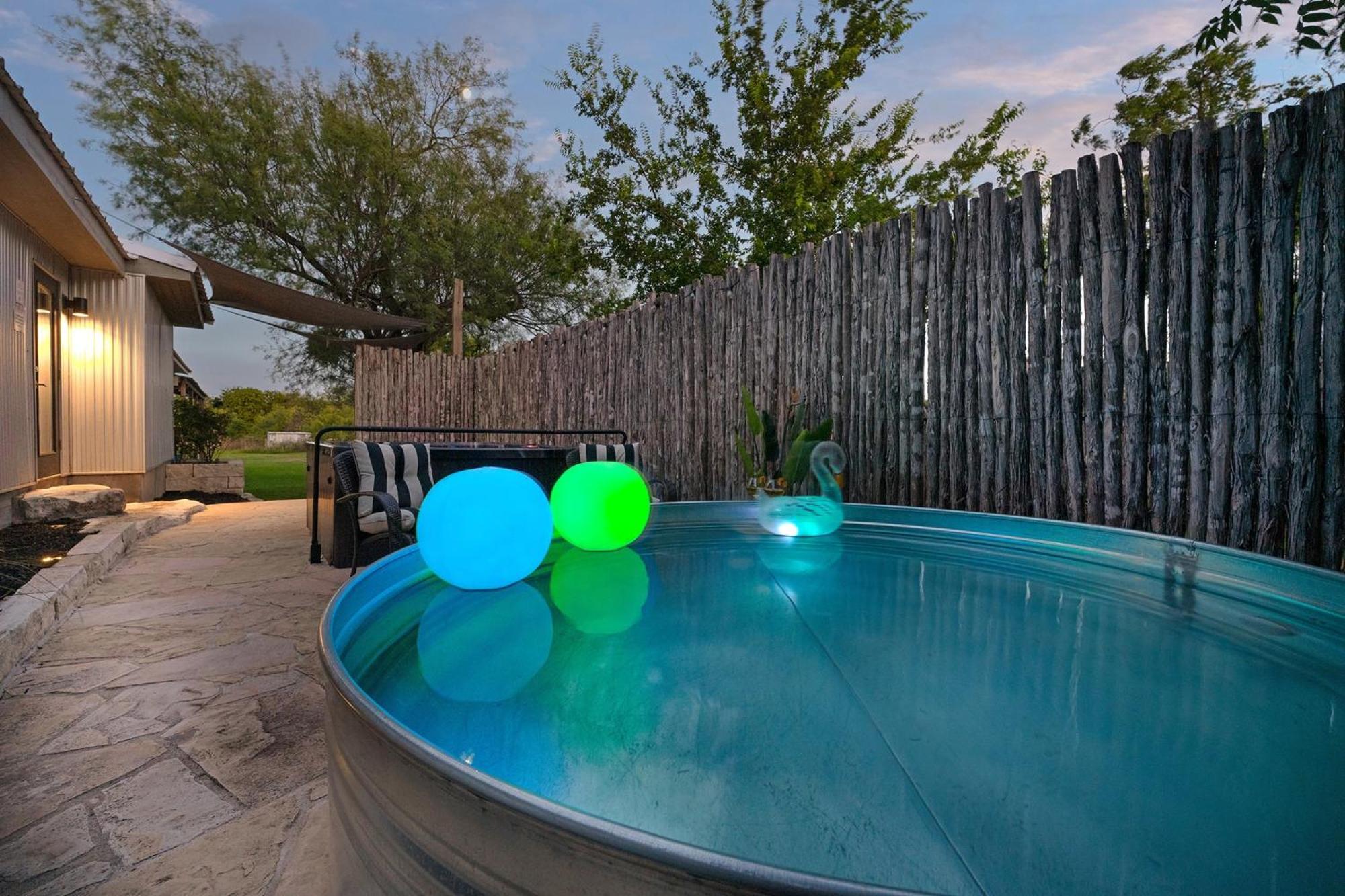 Villa Claret House Full Kitchen And Private Hot Tub Fredericksburg Exterior foto