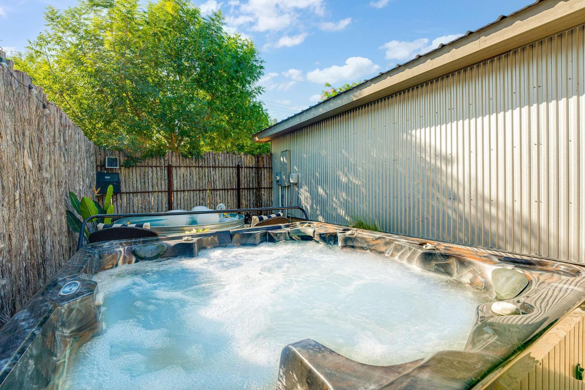 Villa Claret House Full Kitchen And Private Hot Tub Fredericksburg Exterior foto